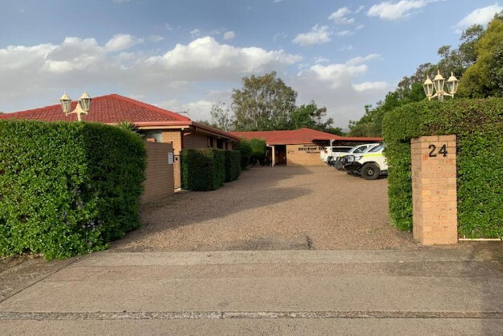 Muswellbrook Motor Inn Exterior photo